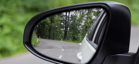 Side mirrors with indicators